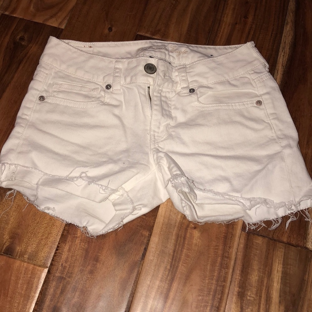White American eagle shorts jean